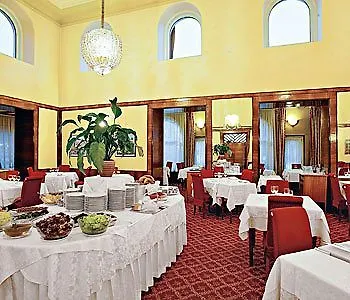 Concordia Parc 科尔蒂纳丹佩佐